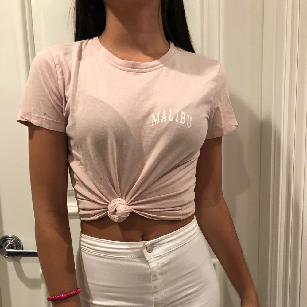 Brandy Melville t-shirt